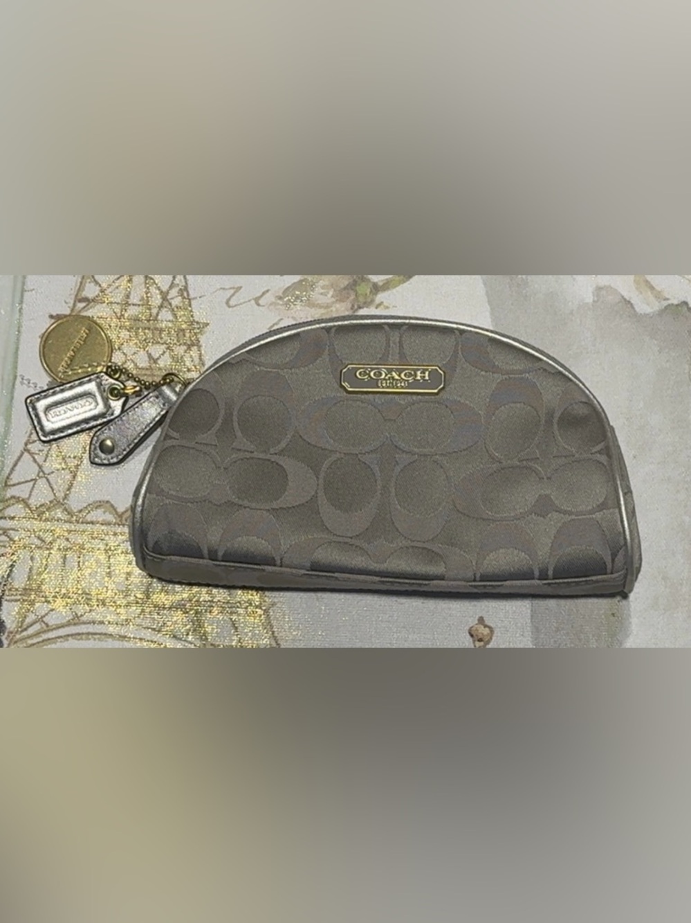 NWOT Coach Signature dome cosmetic bag